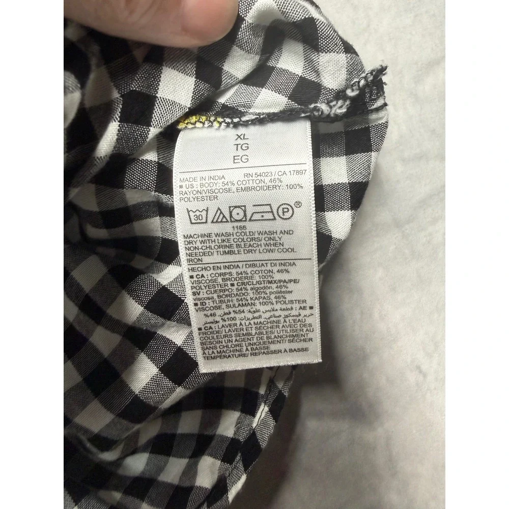 Old Navy yellow smoke description